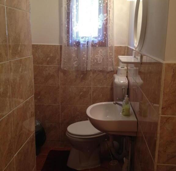 חדר משפחתי, Pensiunea Turlas Maria