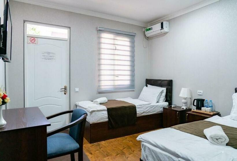 Quarto Estandar, & Hostel Gallery