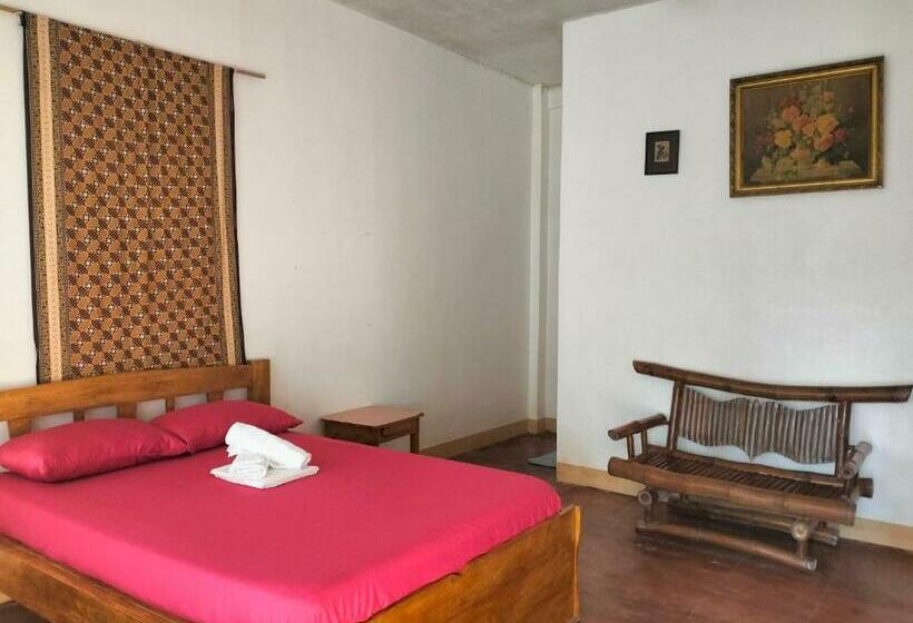 חדר אקונומי, The Sylvia