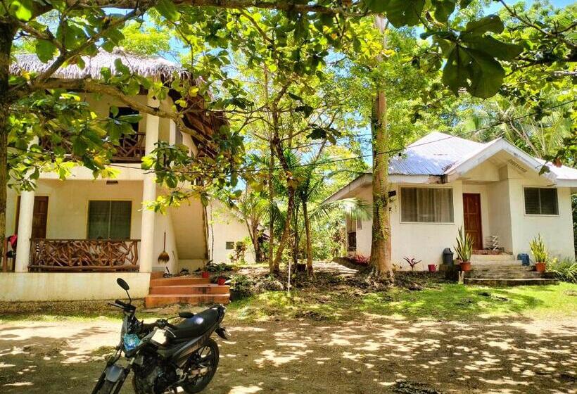 סטודיו משפחתי, The Sylvia