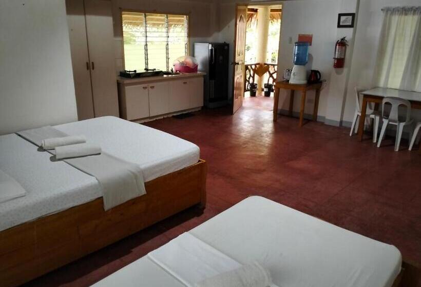 סטודיו משפחתי, The Sylvia