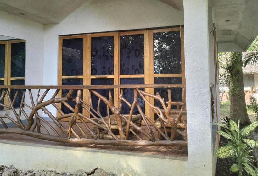 סטודיו סטנדרט עם מרפסת, The Sylvia