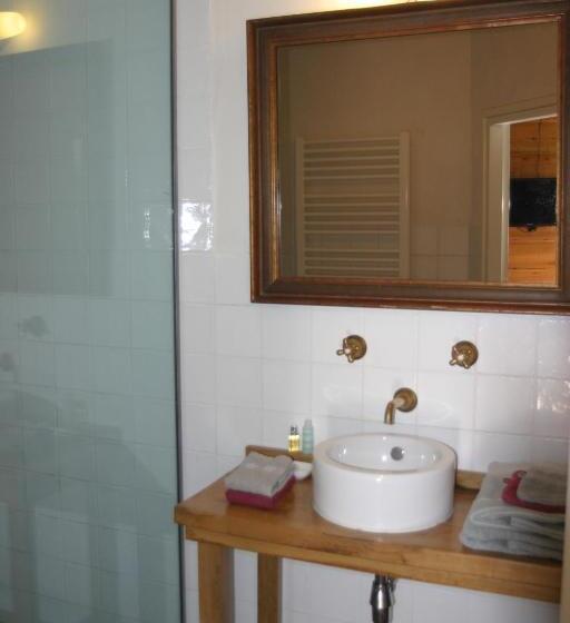 Номер Стандарт, B&b De Leeghpoel