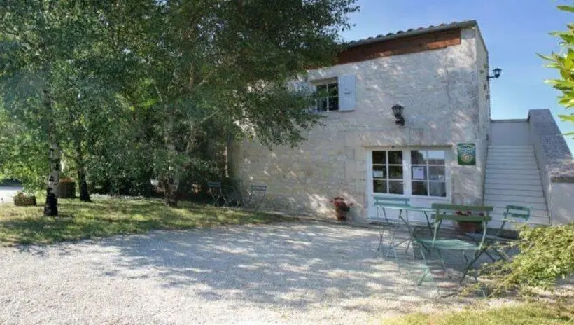 ファミリールーム, Chambres D Hôtes Domaine Le Fragnaud