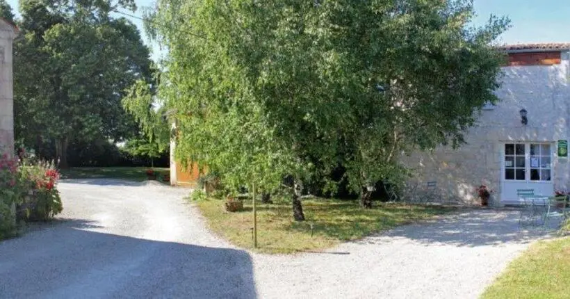 ファミリールーム, Chambres D Hôtes Domaine Le Fragnaud
