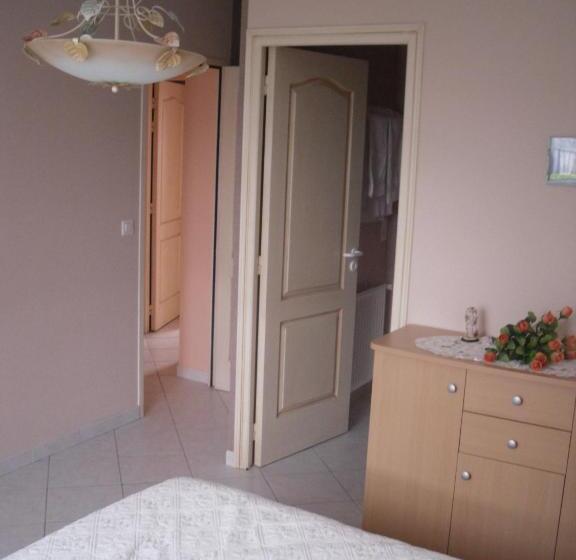 Номер Стандарт Вид на Сад, Domaine De La Pendule