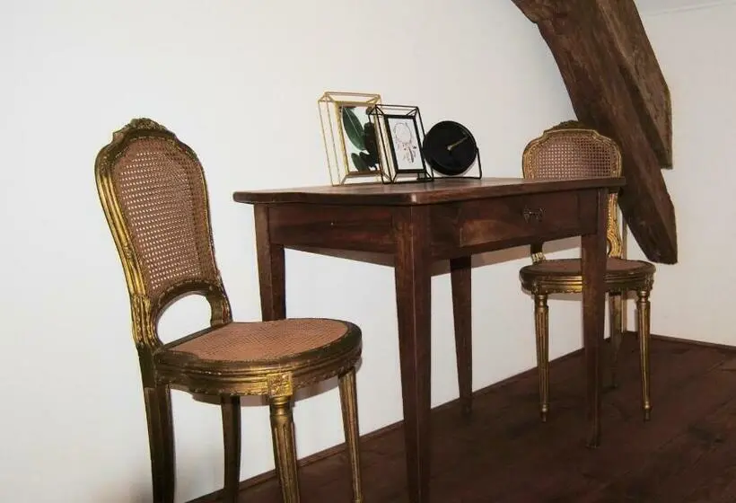 デラックスルーム, Chambres D Hôtes Domaine Les Grands Pérons
