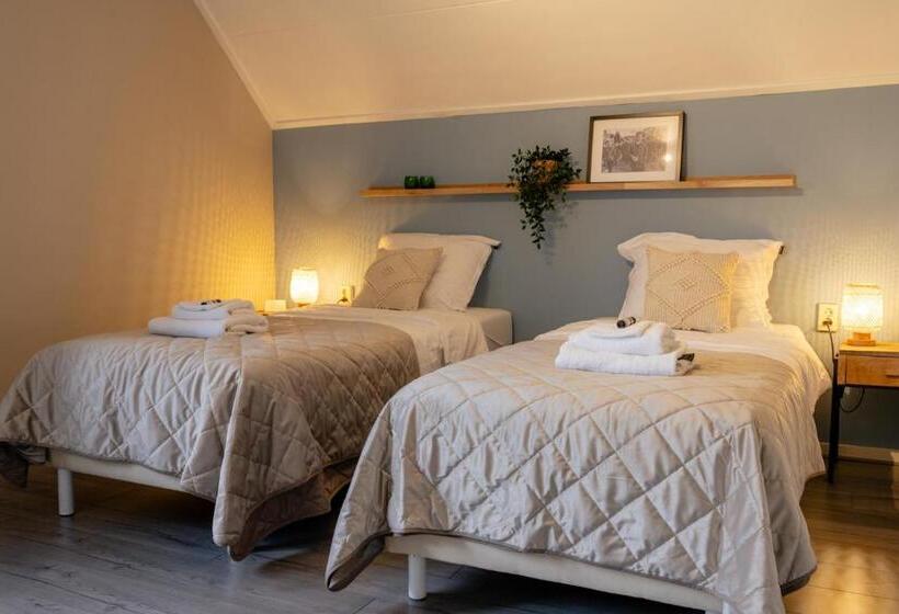 חדר סטנדרט לארבעה, De Postelhoek B&b