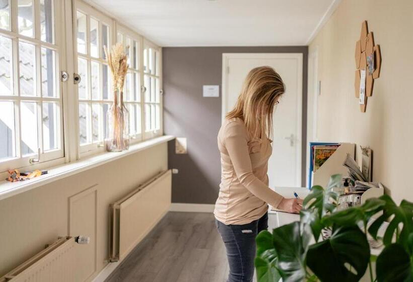 חדר סטנדרט לארבעה, De Postelhoek B&b