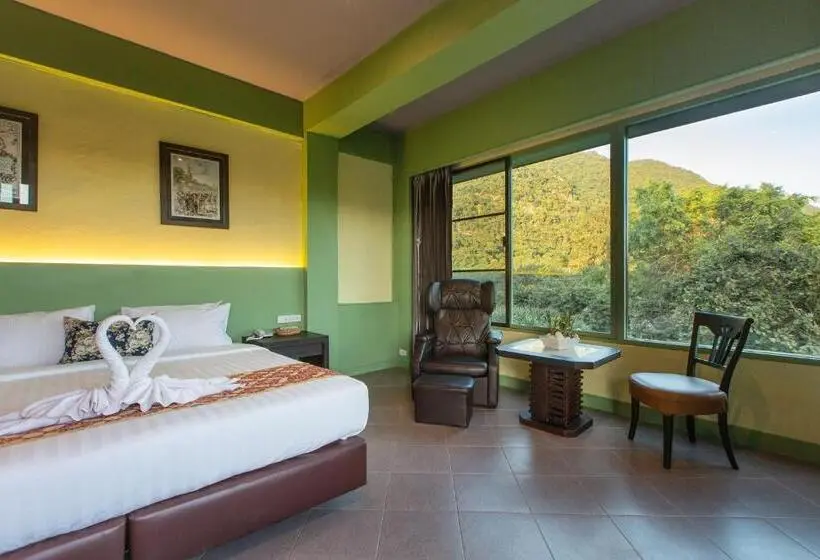 山の見えるジュニアスイート, ปานเทล เขาใหญ่ Parntel Khaoyai