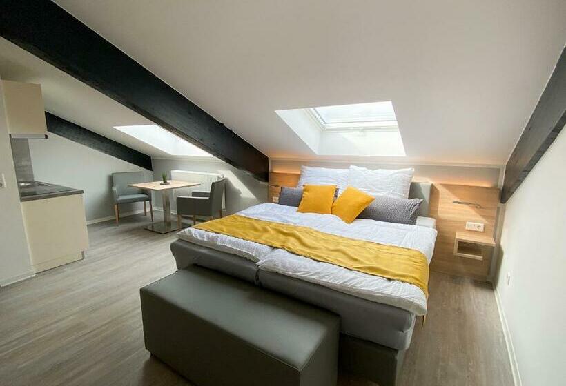 اتاق استاندارد, Boardinghouse Breitscheid