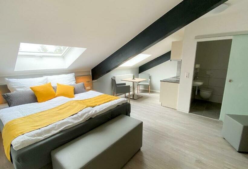 اتاق استاندارد, Boardinghouse Breitscheid