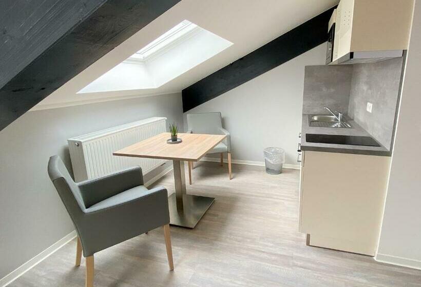 اتاق استاندارد, Boardinghouse Breitscheid