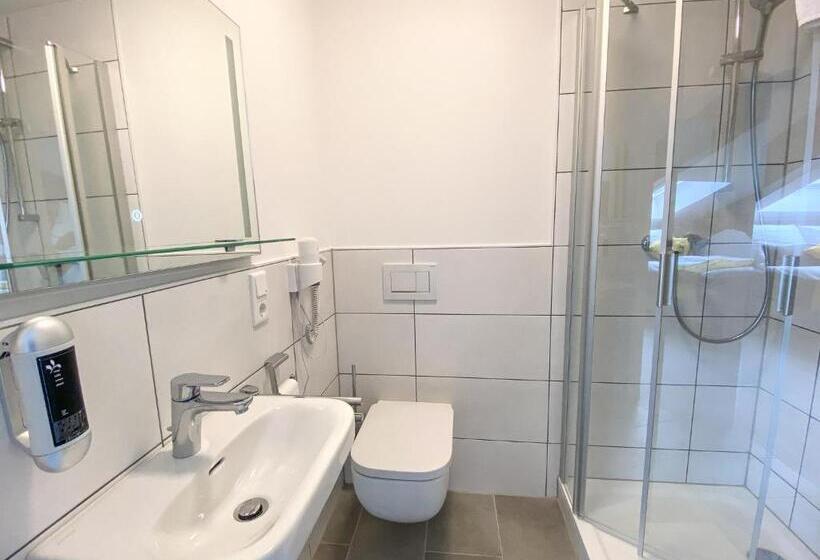 اتاق استاندارد یک نفره, Boardinghouse Breitscheid