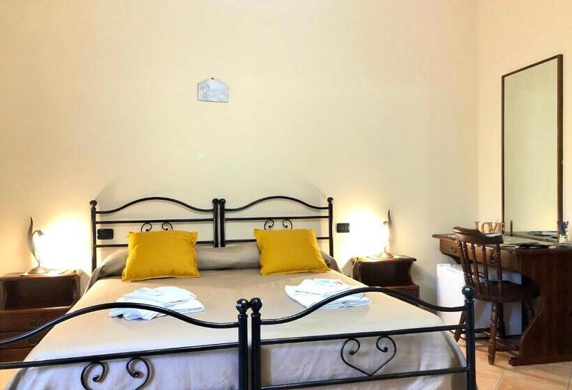 Standard room with outdoor bath, Il Casolare Degli Alburni