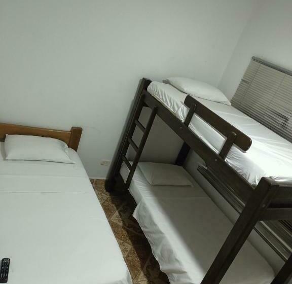 스탠다드 트리플 룸, San Adolfo Carepa