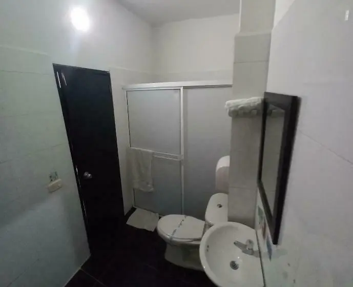 デラックスルーム, San Adolfo Carepa