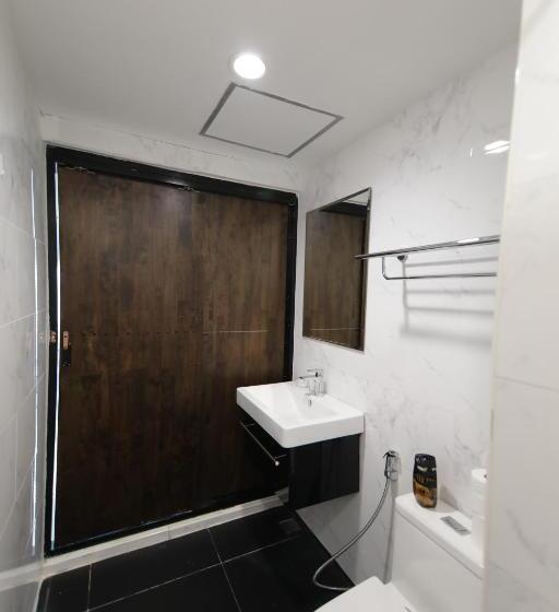 سوییت خانوادگی, Wire Bangkok Prakhanong