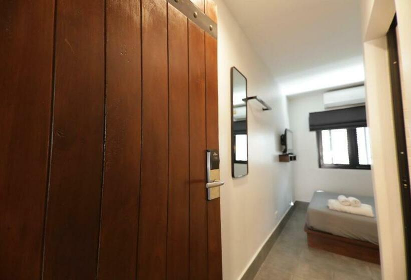 اتاق استاندارد, Wire Bangkok Prakhanong