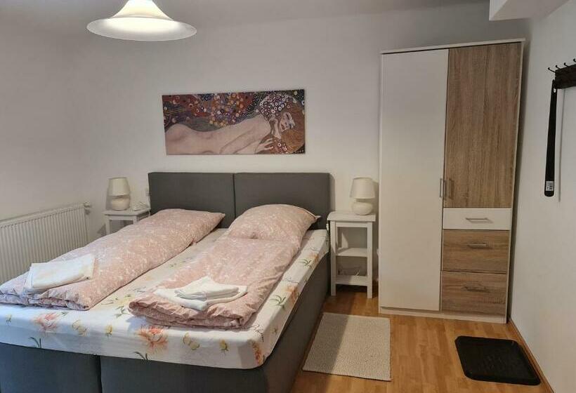 带大床的豪华间, Gasthof Barlida