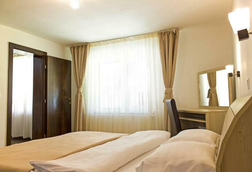 חדר סטנדרט עם מיטת קינג, I Love Bran House