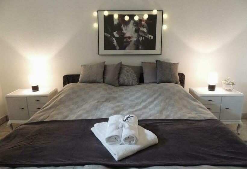 בית, 2 חדרי שינה, Levendula Vendégház