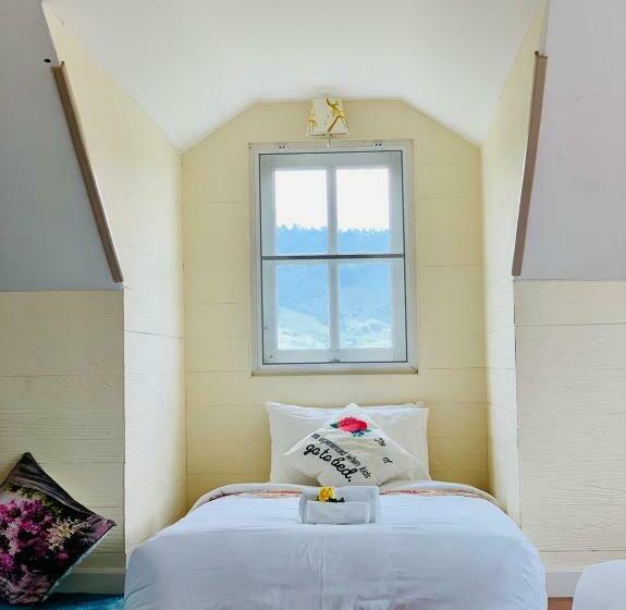 Бунгало Deluxe, Misty English Cottage