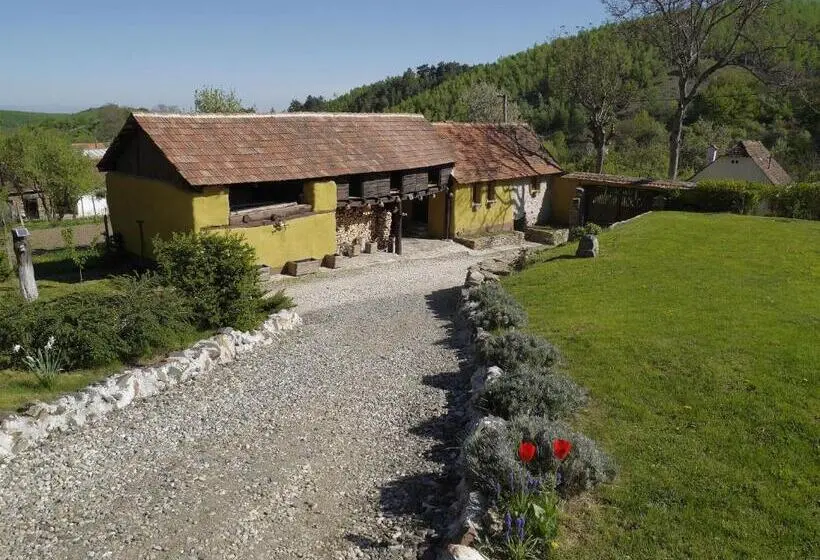 デラックスルーム, Oma S Hutte