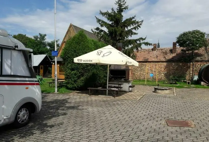 スタンダードルーム, Penzion A Chatový Camp Havraníky U Np Podyjí