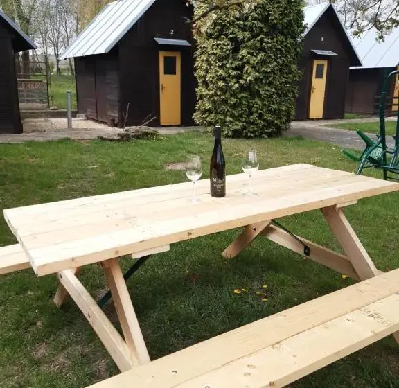 シャレー1寝室, Penzion A Chatový Camp Havraníky U Np Podyjí