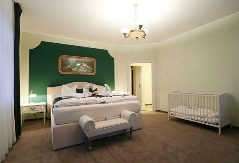 スタンダード４人部屋, Villa Hierschel Droyßig