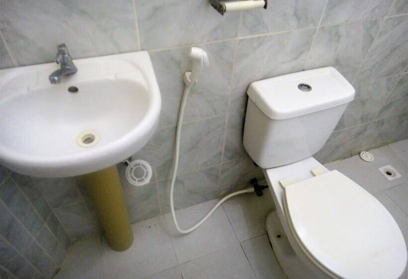 Кровать в Общей Комнате, Amerson Pension Place   Hostel