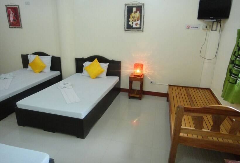 Четырехместный Номер Стандарт, Amerson Pension Place   Hostel