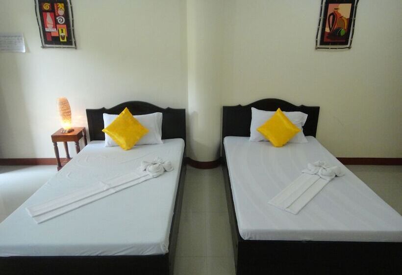 Четырехместный Номер Стандарт, Amerson Pension Place   Hostel