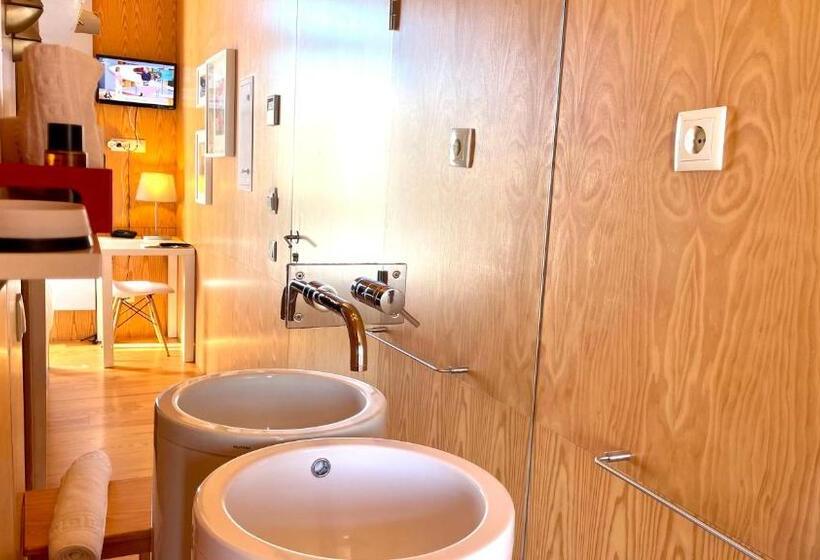 单人经济间, Arc My Otel