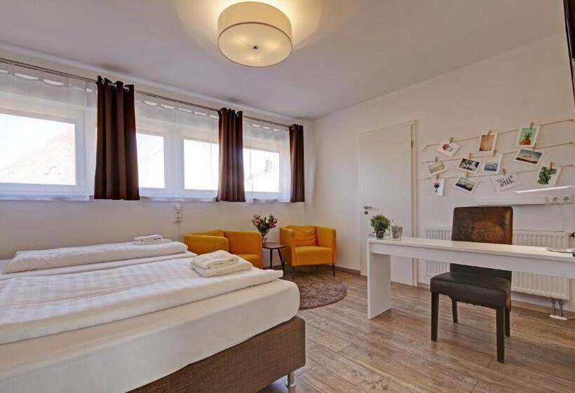 Номер Стандарт, Neckarbett  Self Service