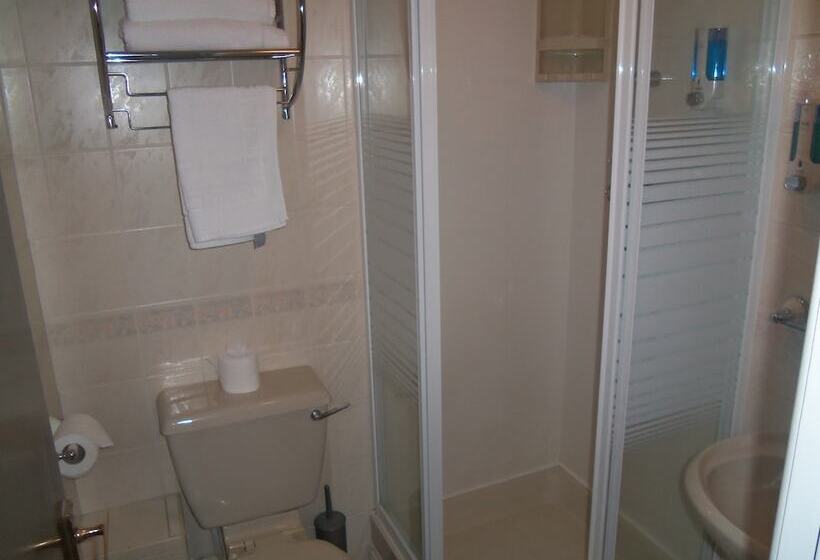 غرفة قياسية, Novello Blackpool