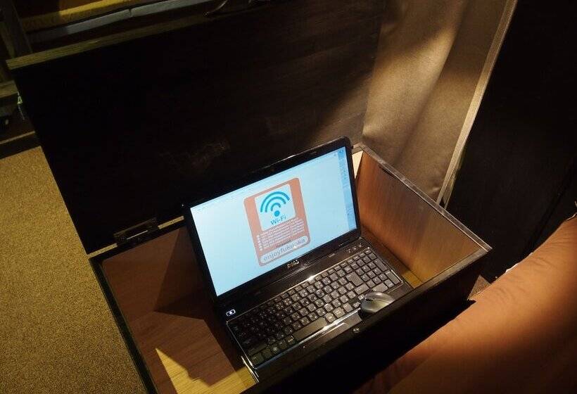 共用房间的床, Fukuoka Hana Hostel