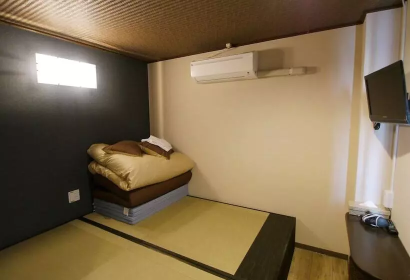 スタンダードシングルルーム, Fukuoka Hana Hostel