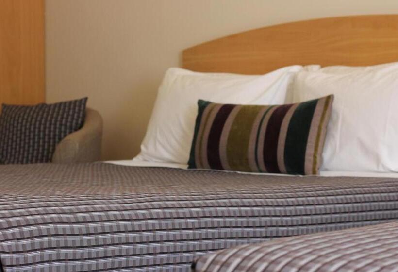 Студия Deluxe, Greenlane Manor Motel