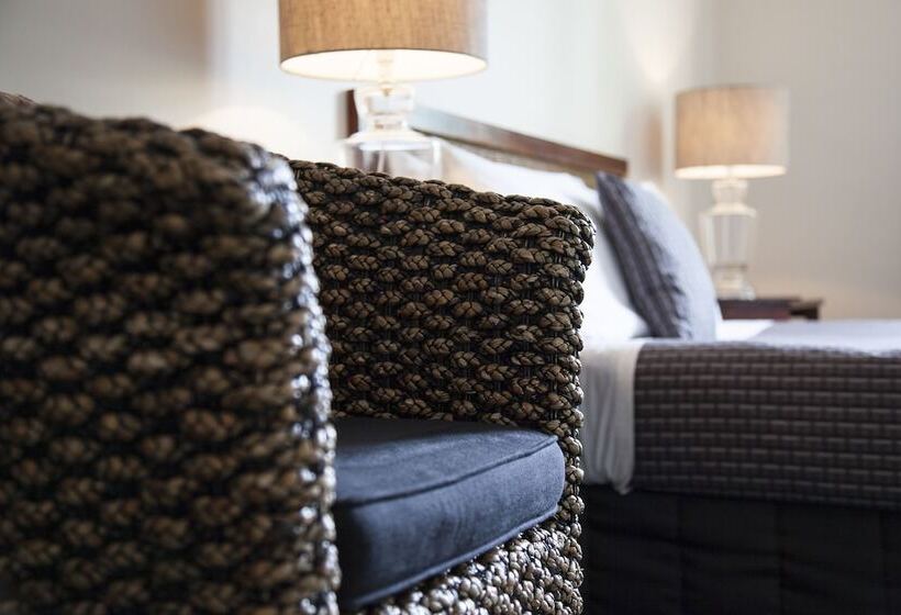 Студия Deluxe, Greenlane Manor Motel