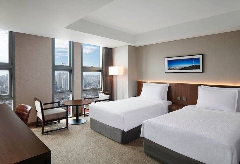 Quarto Deluxe, Four Points By Sheraton Josun, Seoul Station