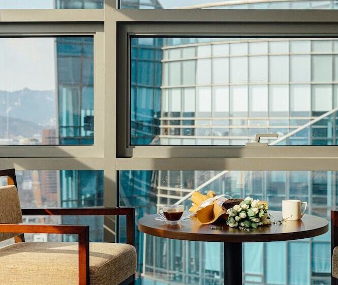 Quarto Deluxe, Four Points By Sheraton Josun, Seoul Station