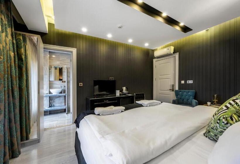 Trzyosobowy Executive, Golden Gate Hotel Topkapı