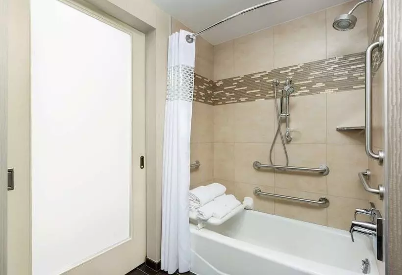 Standard-invahuone King-vuode, Hampton Inn Manhattan/times Square Central