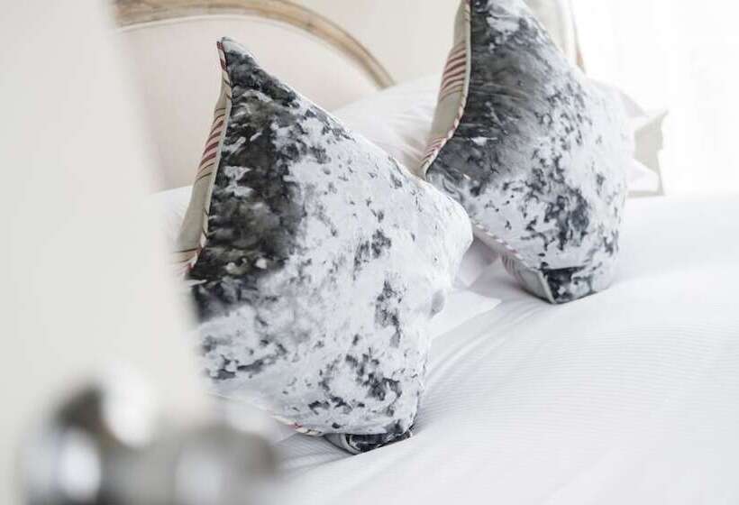 غرفة سوبيريور, Hinds Head