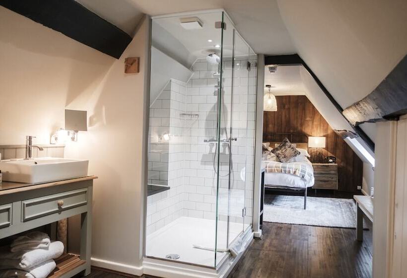 غرفة ديلوكس, Hinds Head