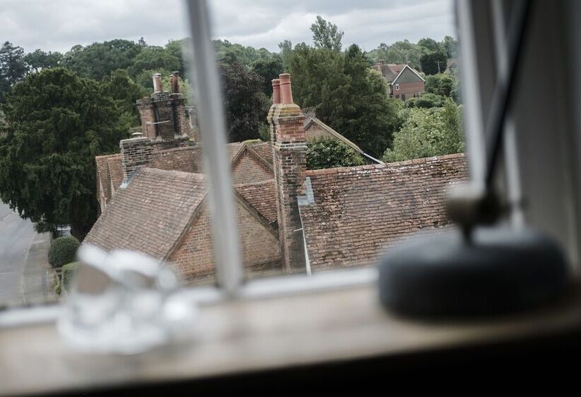 غرفة سوبيريور, Hinds Head