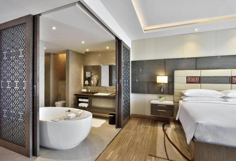 اتاق استاندارد با تخت بزرگ, Jw Marriott Mumbai Sahar Airport