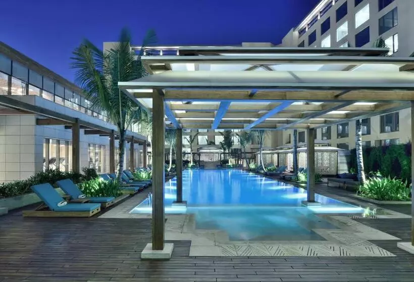 キングサイズベッドのエクゼクティブルーム, Jw Marriott Mumbai Sahar Airport